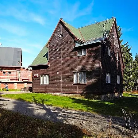 Kabrtova Bouda Hytte *
