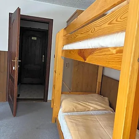 Kabrtova Bouda Hytte *